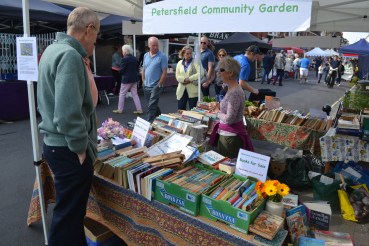 Lynn P & Bruce on stall lunchtime